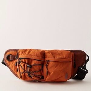 NWT FP Movement Total Trail Sling Bag In Chestnut